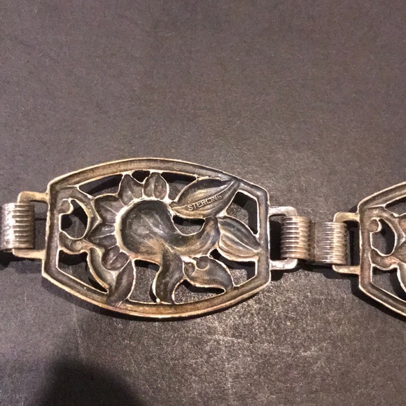 Danecraft sterling silver Flower bracelet - Picture 4 of 5